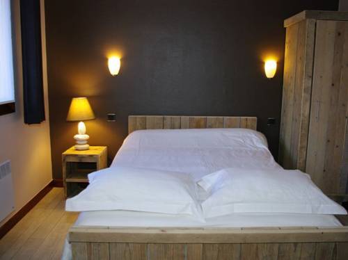 Imagen de la habitación del Hotel H&ocirc;tel Les Chaumettes. Foto 13