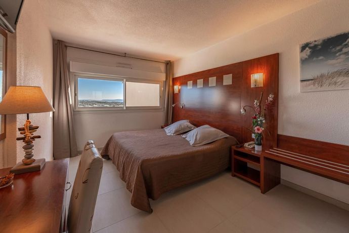 Imagen de la habitación del Hotel H&ocirc;tel Les Dunes. Foto 2