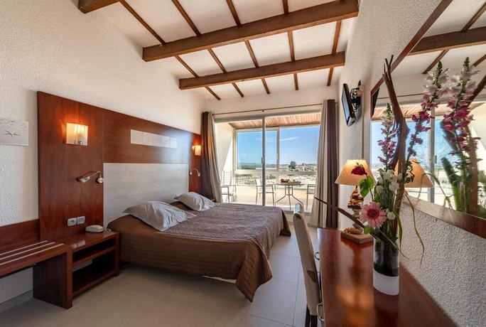 Imagen de la habitación del Hotel H&ocirc;tel Les Dunes. Foto 12