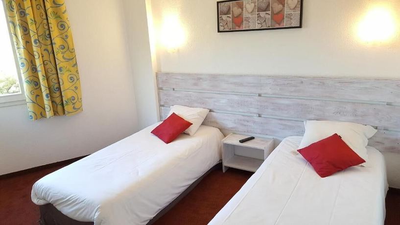 Imagen de la habitación del Hotel H&ocirc;tel Les Ecrins. Foto 10