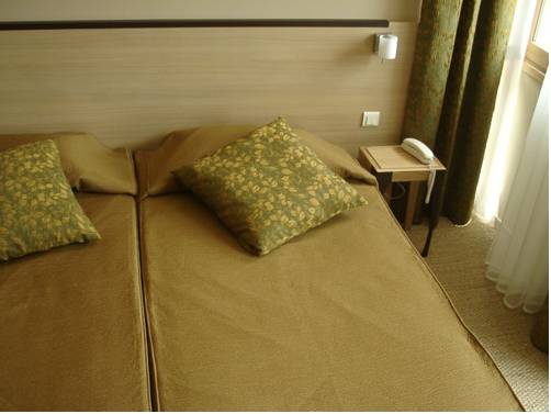 Imagen de la habitación del Hotel H&ocirc;tel Les Esclargies, ROCAMADOUR. Foto 3