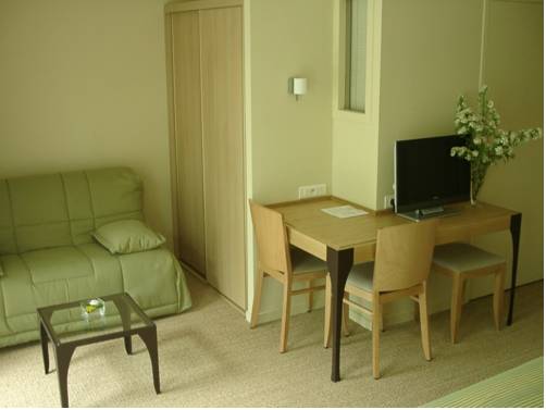 Imagen de la habitación del Hotel H&ocirc;tel Les Esclargies, ROCAMADOUR. Foto 6