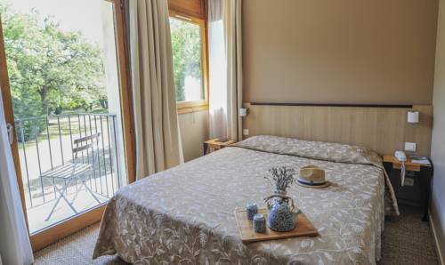 Imagen de la habitación del Hotel H&ocirc;tel Les Esclargies, ROCAMADOUR. Foto 9