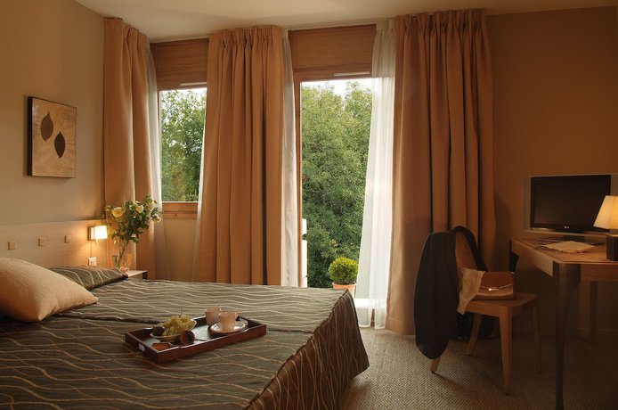 Imagen de la habitación del Hotel H&ocirc;tel Les Esclargies, ROCAMADOUR. Foto 6