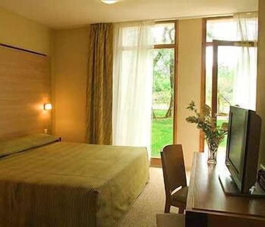 Imagen de la habitación del Hotel H&ocirc;tel Les Esclargies, ROCAMADOUR. Foto 10