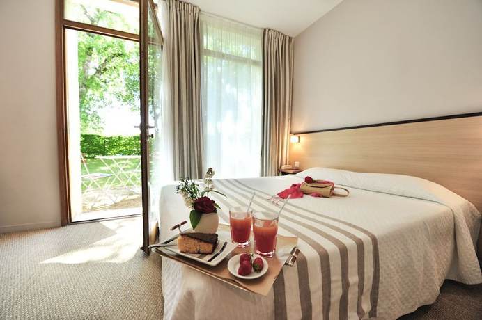 Imagen de la habitación del Hotel H&ocirc;tel Les Esclargies, ROCAMADOUR. Foto 12