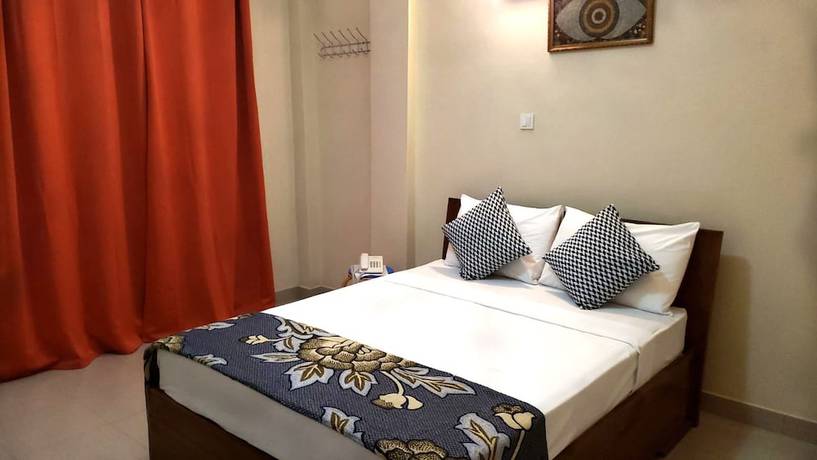 Imagen de la habitación del Hotel H&ocirc;tel Les Fleurettes. Foto 11