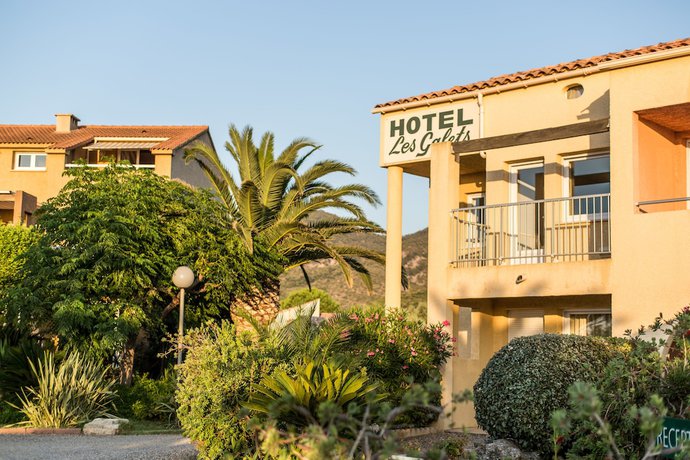 Imagen general del Hotel H&ocirc;tel Les Galets, Saint Florent. Foto 5