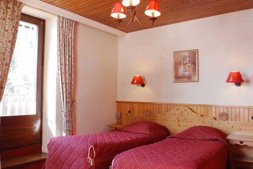 Imagen de la habitación del Hotel H&ocirc;tel Les Gla&iuml;euls. Foto 5
