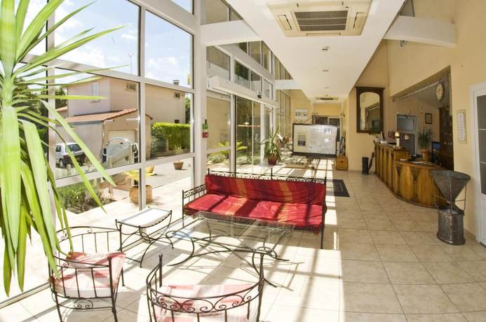 Imagen de los interiores del Hotel Hôtel Les Minotiers. Foto 20