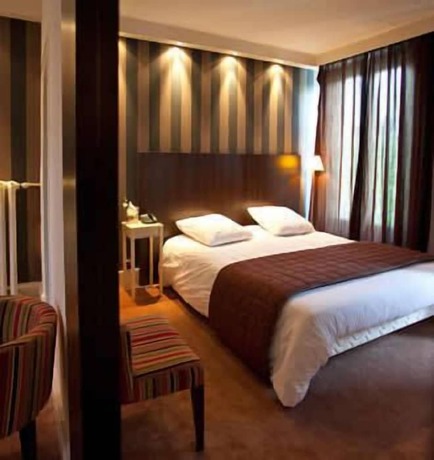 Imagen de la habitación del Hotel H&ocirc;tel Les Negociants. Foto 3
