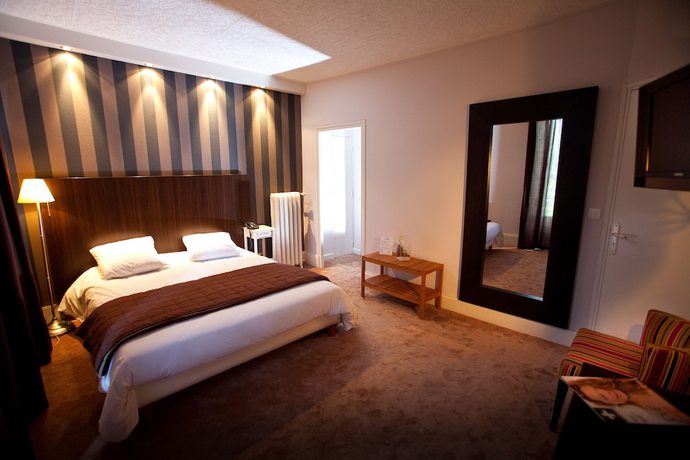 Imagen de la habitación del Hotel H&ocirc;tel Les Negociants. Foto 4
