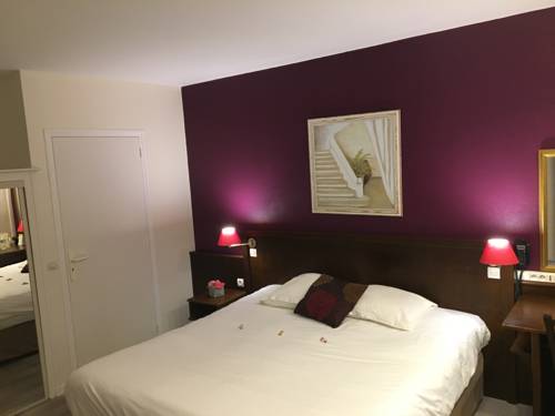 Imagen de la habitación del Hotel Hôtel Les Nymphéas. Foto 9