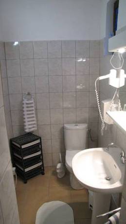 Imagen de la habitación del Hotel H&ocirc;tel Les Orangers. Foto 10