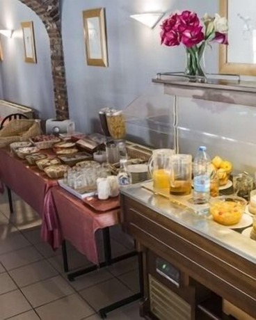 Imagen del bar/restaurante del Hotel Hôtel Les Paturelles. Foto 4