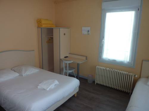 Imagen de la habitación del Hotel H&ocirc;tel Les Pins. Foto 5