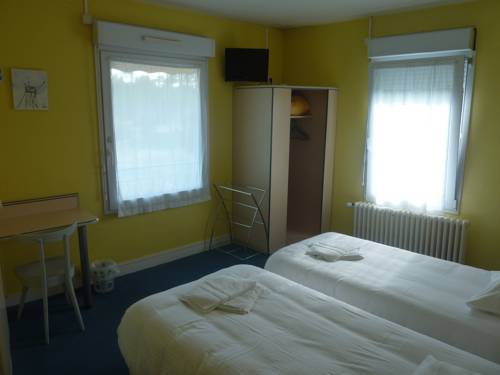 Imagen de la habitación del Hotel H&ocirc;tel Les Pins. Foto 11