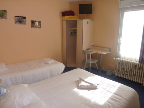 Imagen de la habitación del Hotel H&ocirc;tel Les Pins. Foto 12