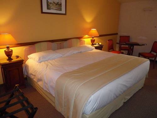 Imagen de la habitación del Hotel H&ocirc;tel Les Prateaux. Foto 11