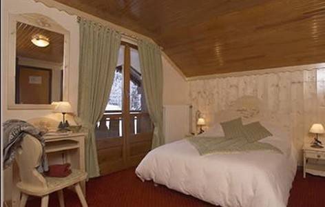 Imagen de la habitación del Hotel H&ocirc;tel Les Prodains. Foto 4