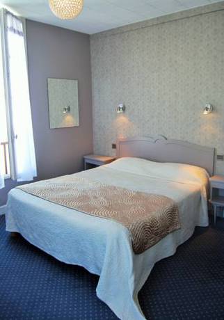 Imagen de la habitación del Hotel Hôtel Les Rochers. Foto 3