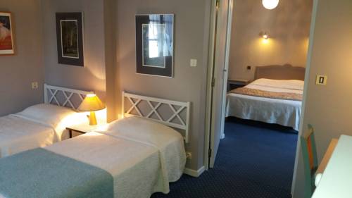 Imagen de la habitación del Hotel Hôtel Les Rochers. Foto 9