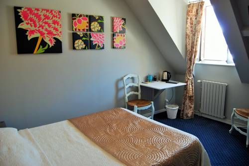 Imagen de la habitación del Hotel Hôtel Les Rochers. Foto 12