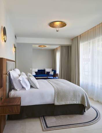 Imagen de la habitación del Hotel Hôtel Les Roches Blanches. Foto 15