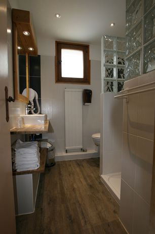 Imagen general del Hotel H&ocirc;tel Les Vallois. Foto 3