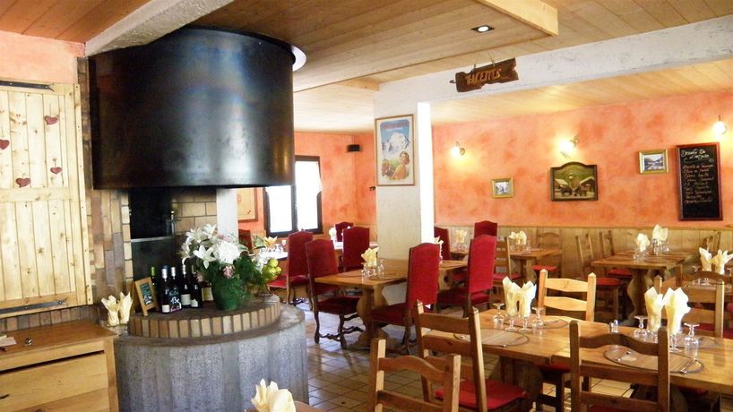 Imagen de la habitación del Hotel H&ocirc;tel Les Vallois. Foto 13