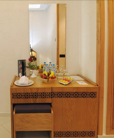Imagen de la habitación del Hotel H&ocirc;tel L'escale F&egrave;s. Foto 5