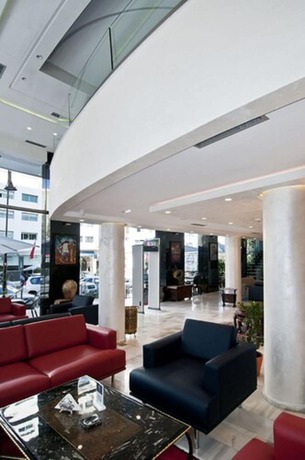 Imagen de los interiores del Hotel H&ocirc;tel L'escale F&egrave;s. Foto 17