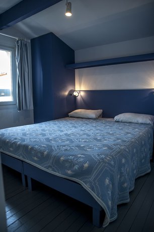 Imagen de la habitación del Hotel Hôtel Leukos. Foto 15