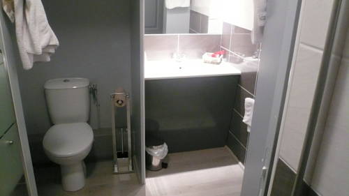 Imagen de la habitación del Hotel H&ocirc;tel L'europ&eacute;en. Foto 16