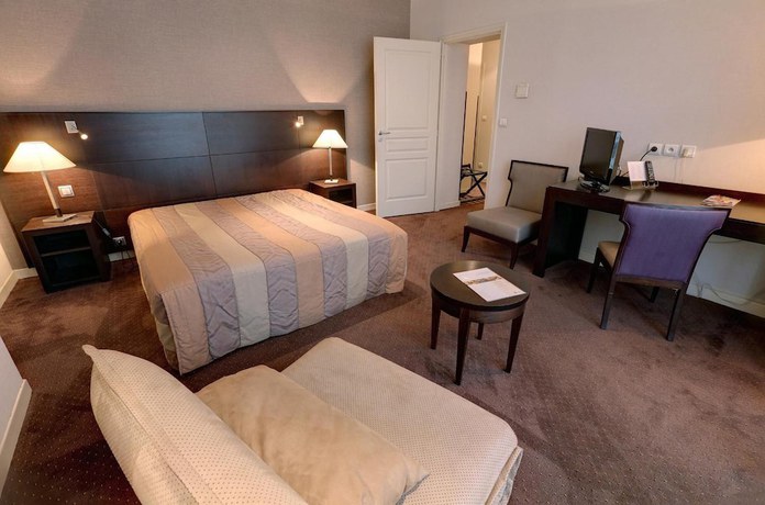Imagen de la habitación del Hotel H&ocirc;tel L'hirondelle. Foto 16