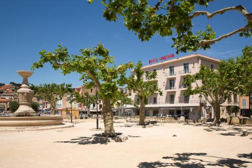 Imagen general del Hotel H&ocirc;tel Liautaud Cassis by Germain Collection. Foto 2