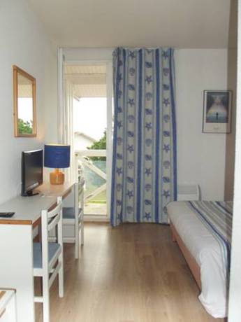 Imagen de la habitación del Hotel H&ocirc;tel L'oc&eacute;ane. Foto 6
