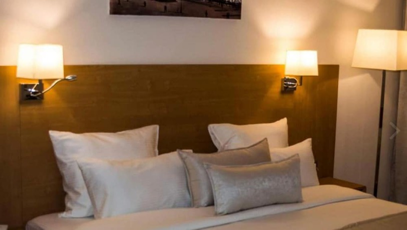 Imagen de la habitación del Hotel H&ocirc;tel L'olympic. Foto 14