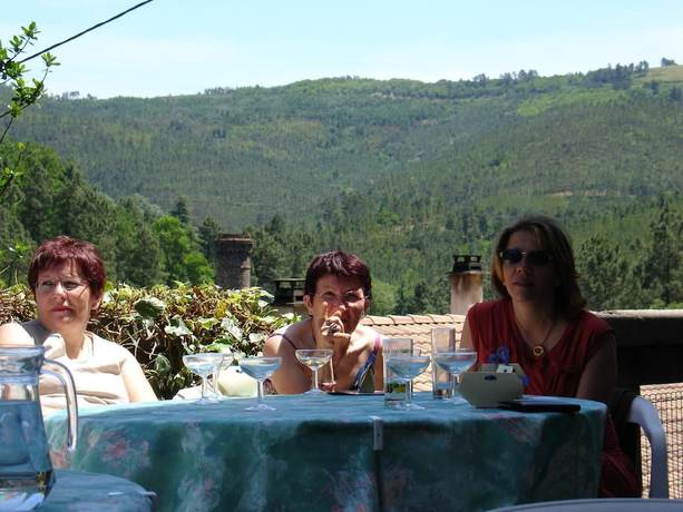 Imagen del bar/restaurante del Hotel H&ocirc;tel Lou Cante Perdrix. Foto 6