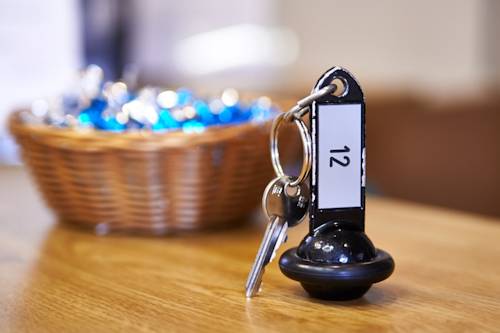 Imagen de la habitación del Hotel H&ocirc;tel Luxor. Foto 17