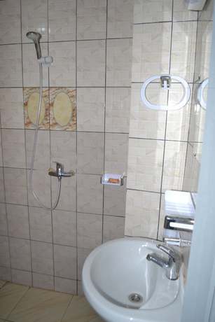 Imagen de la habitación del Hotel H&ocirc;tel Ma R&eacute;sidence. Foto 8