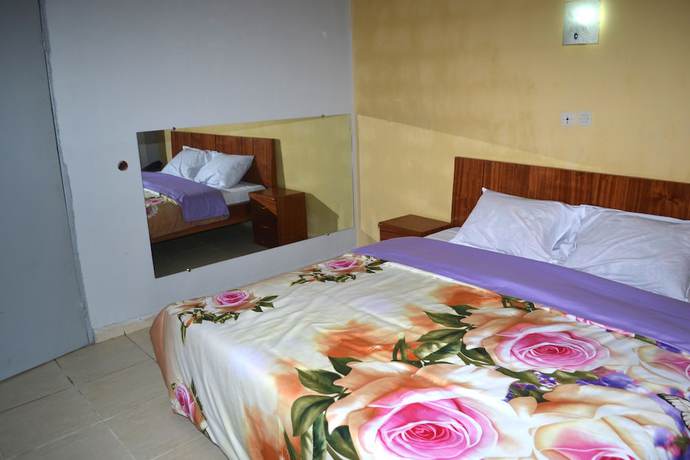 Imagen de la habitación del Hotel H&ocirc;tel Ma R&eacute;sidence. Foto 18