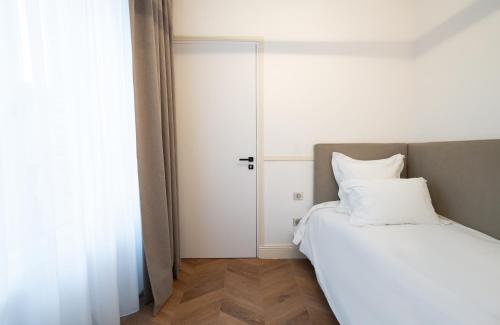 Imagen de la habitación del Hotel H&ocirc;tel Margaux. Foto 7