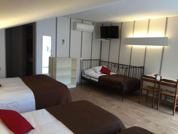 Imagen de la habitación del Hotel H&ocirc;tel Marjolaine. Foto 14