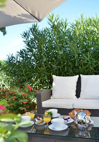 Imagen de la habitación del Hotel H&ocirc;tel Mas de la Grenouill&egrave;re. Foto 12