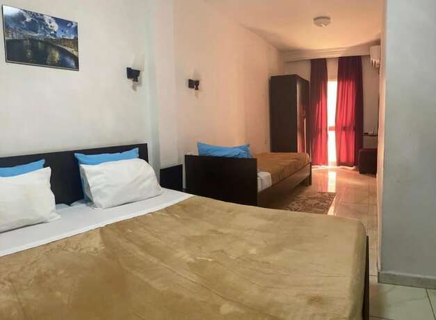 Imagen general del Hotel Hôtel Métropole Résidence. Foto 11