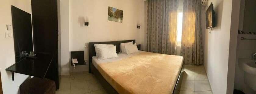 Imagen general del Hotel Hôtel Métropole Résidence. Foto 12