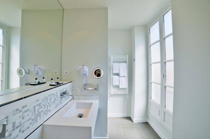 Imagen de la habitación del Hotel Hôtel Mercure Bayonne Centre Le Grand Hotel. Foto 16