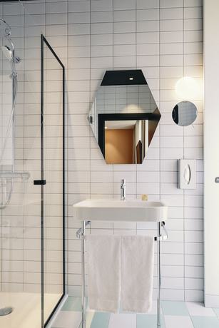 Imagen de la habitación del Hotel Hôtel Mercure Marseille Canebière. Foto 9