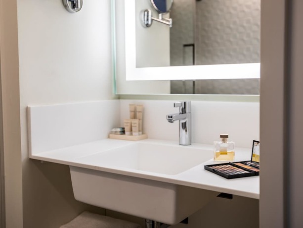 Imagen de la habitación del Hotel Hôtel Mercure Paris Gennevilliers. Foto 13